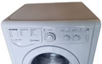 Indesit EWC81483W EU is een tweedehands A+++ wasmachine met 8 kg 